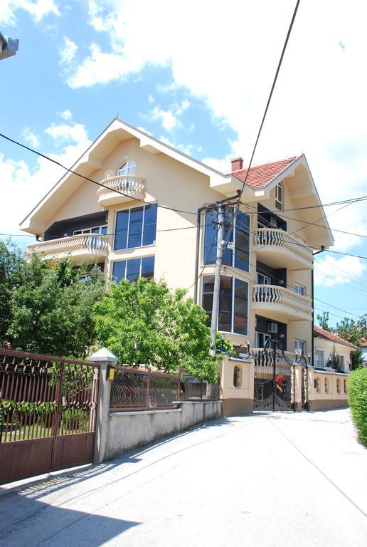 Prenociste Kovac Hotel Vranje Exterior foto